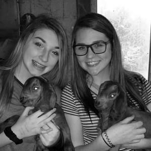 Meet your Posher, Chloe